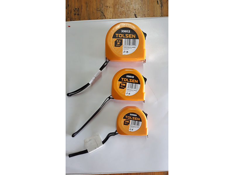 Metar plasticni 7.5m 35012